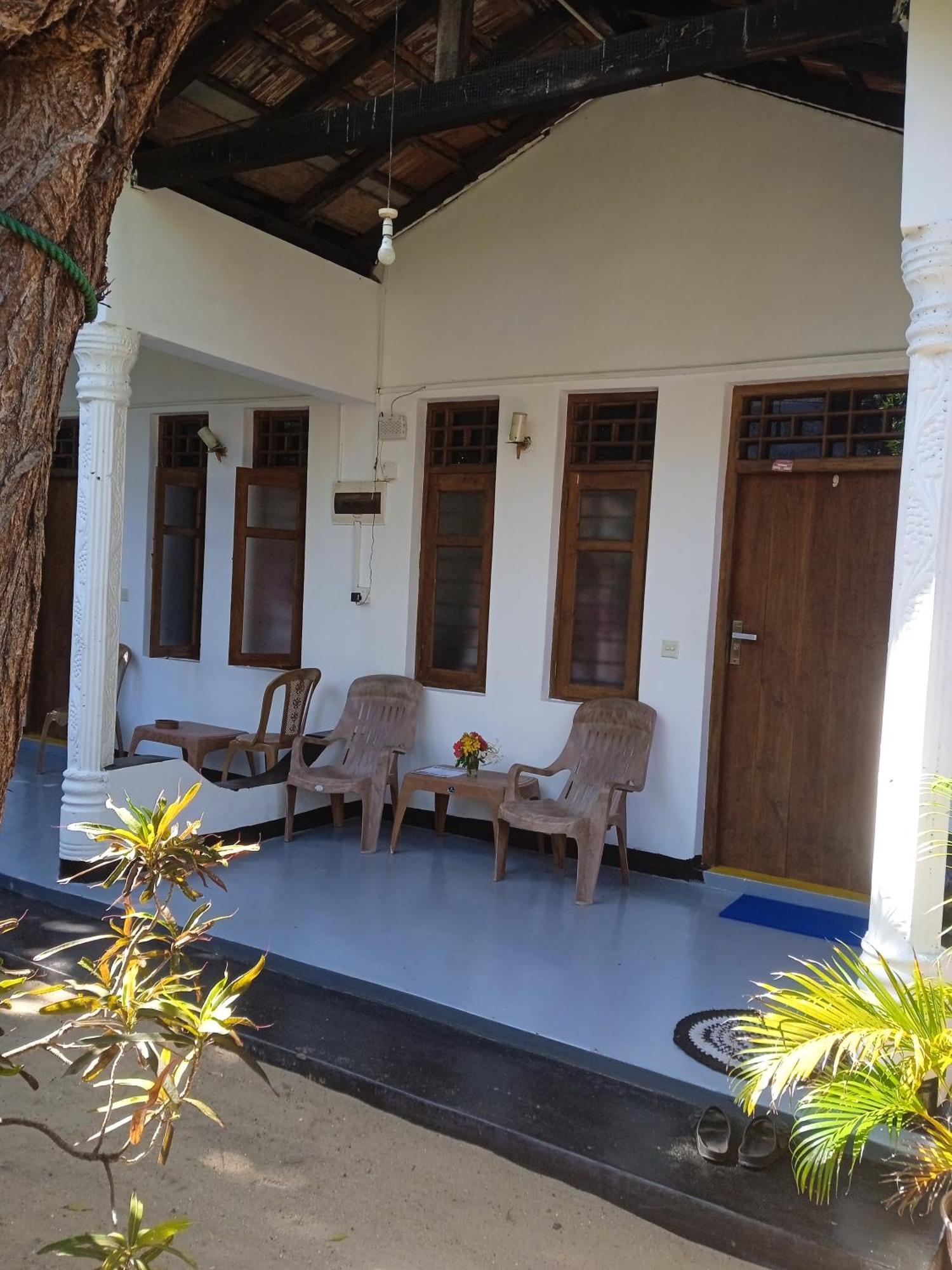 Aaliya Bay Hotell Arugam Kudah Eksteriør bilde